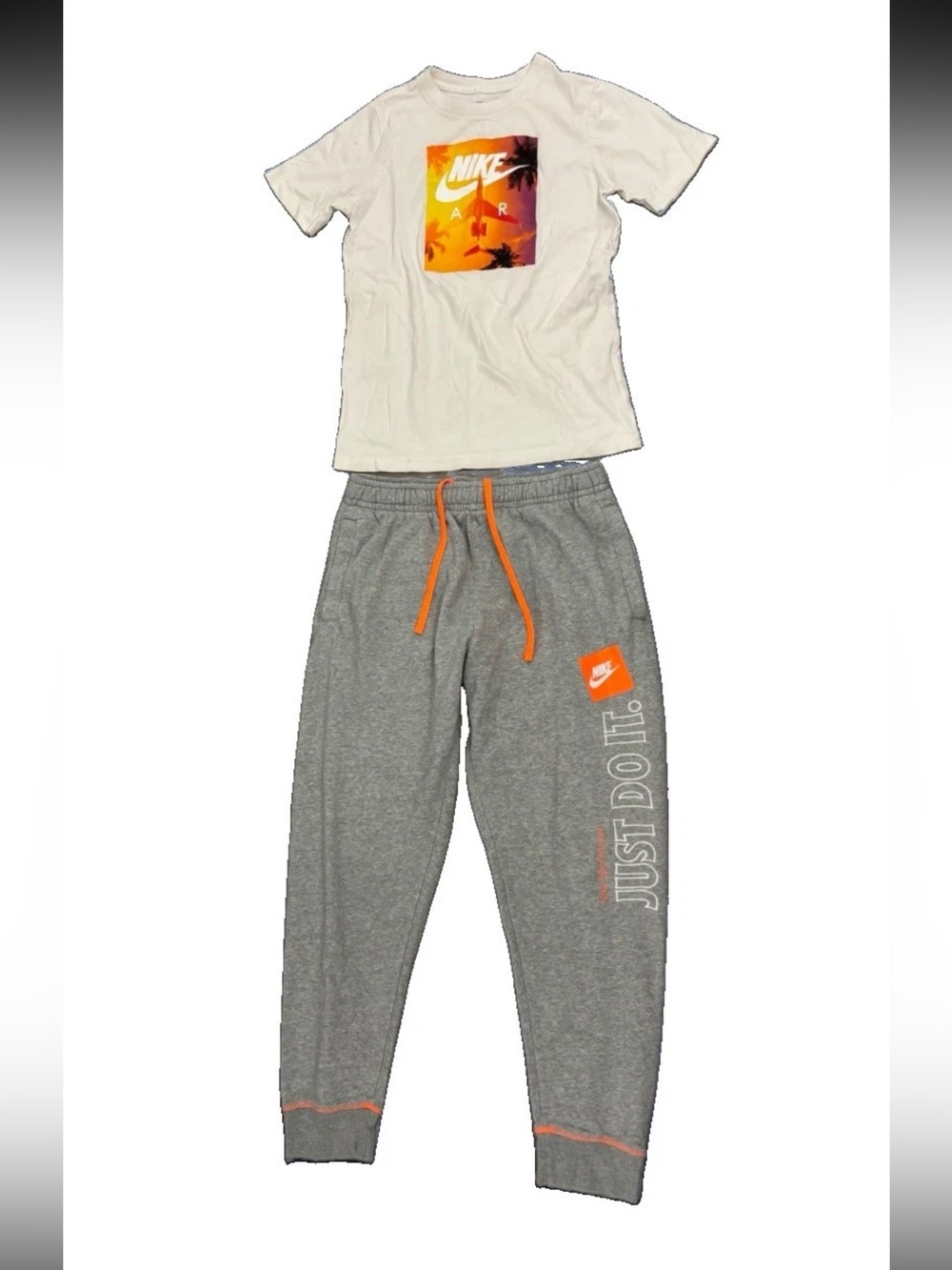 Nike 2 PC Set Just Do It Fleece Joggers S/S White Air Tee Fits Womans SZ.M